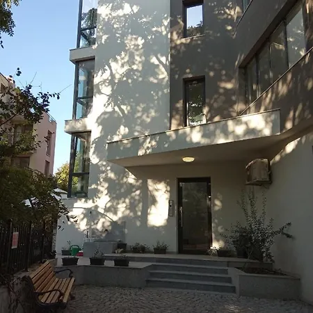 Pensjonat Odesos 2*