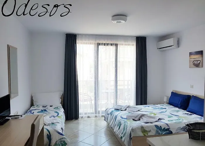 Odesos Къща за гости 2*